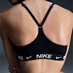 Bra deportivo ajustable con almohadillas para mujer Nike Indy Light Support