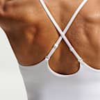 Camisola sem mangas com sutiã de desporto almofadado de suporte médio Nike One para mulher