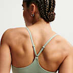 Sportovní podprsenka s lehkou oporou Nike Indy