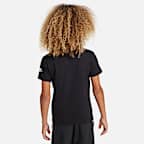 Playera Futura Evergreen para niños talla pequeña Nike