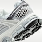 Nike Vomero 5 大童反光裝飾鞋款