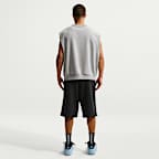 Nike Standard Issue Men's Therma-FIT 14" Fleece Basketball Shorts
