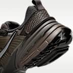 ナイキ V2K ラン メンズシューズ