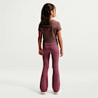 Nike Sportswear Classic Leggings acampanados de talle alto - Niña