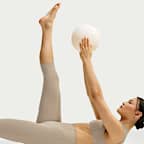 Leggings de 43 cm para mujer NikeSKIMS Studio Stretch