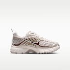 Nike Air Max Moto 2K Genç Çocuk Ayakkabısı