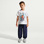 Playera de corte cuadrado Street Dunk para niños talla pequeña Nike