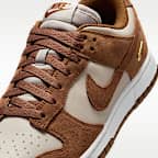 Tenis para mujer Nike Dunk Low Suede