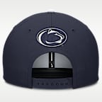 Gorra universitaria Nike Dri-FIT ajustable para hombre Penn State On-Field Club