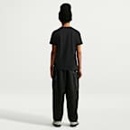 Nike Sportswear Older Kids' T-Shirt