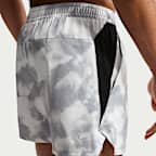 Shorts de playa o alberca con forro interior de 13 cm para hombre Nike Swim Contend