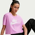 Playera cropped con logotipo para mujer Nike Sportswear Essential