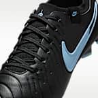 Tacos de fútbol para terreno firme de corte low Nike Tiempo Legend 10 Pro