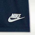 Nike Set aus Graphic-T-Shirt und Shorts (Babys, 12–24 M)