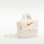 กระเป๋าเด็กโตแบบพาดลำตัวขนสัตว์สังเคราะห์ Nike (1 ล.)