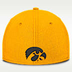 Gorra universitaria Nike Dri-FIT para hombre Iowa Classic Swooshflex