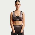 Bra con scollo all'americana NikeSKIMS Satin Shine – Donna