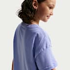 Nike Sportswear Essential Older Kids' (Girls') T-Shirt