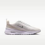 Nike Air Max Nuaxis SE Women's Shoes