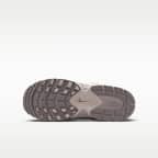 Nike V5 Runner Suede Schuh (ältere Kinder)