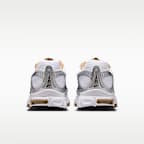 Buty damskie Nike Air Max Moto 2K z akcentami odbijającym światło