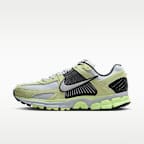 Nike Zoom Vomero 5 Men's Shoes