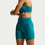 Nike Universa Mallas cortas de 13 cm y talle alto sin costuras delanteras - Mujer