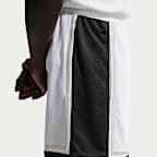 Shorts de básquetbol Dri-FIT de 15 cm para hombre Nike Standard Issue
