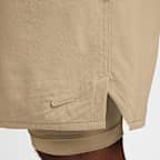 Shorts versátiles Dri-FIT de 18 cm 2 en 1 para hombre Nike Unlimited