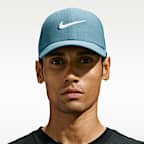 หมวกแก๊ป Swoosh มีโครง Nike Dri-FIT Club