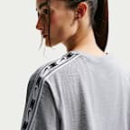 Playera holgada cropped para mujer Nike Sportswear Classic