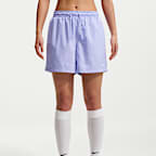 Nike Sportswear Classic Wovens Women's Mid-Rise Shorts