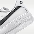 Nike Force 1 Low Tech Younger Kids' Shoes