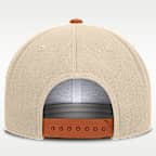 Gorra universitaria Nike Dri-FIT ajustable para hombre Texas Campus Prep
