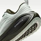 Nike Vomero Plus SE Women's Road Running Shoes