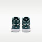 Tenis para niños de preescolar Nike Court Borough Mid 2