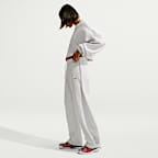 Pants plisados holgados con botones a presión para mujer Nike Studio Fleece Medium Weight