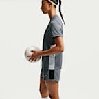 Shorts de fútbol Dri-FIT de 10 cm para mujer Nike Academy