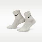 Calcetines al tobillo ligeros con separación entre los dedos Nike Everyday Plus "Rift"