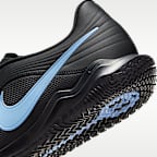 Nike Tiempo Maestro Club Indoor/Court Low-Top Soccer Shoes