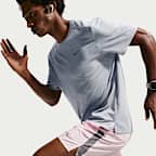 Nike Miler Dri-FIT Kısa Kollu Erkek Koşu Üstü