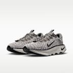 Nike Motiva Men's Walking Shoes