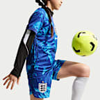 England 2026/27 Stadium Goalkeeper Big Kids' Nike Dri-FIT Soccer Replica Shorts