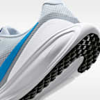 Tenis de correr en pavimento para hombre Nike Revolution 8