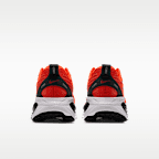 Tenis de correr en pavimento para hombre Nike College Vomero 18 (Oregon State)