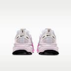รองเท้าวิ่งโร้ดรันนิ่งผู้หญิง Nike Vomero 18 (หน้ากว้าง)
