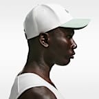 Gorra Swoosh estructurada Nike Dri-FIT Club