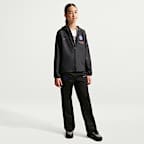 Paris Saint-Germain Academy Pro Nike Storm-FIT Fußball-Regenjacke mit Kapuze (ältere Kinder)