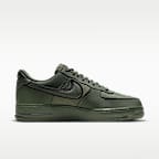 รองเท้าผู้ชาย Nike Air Force 1 Low '07