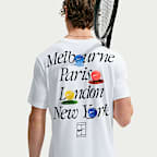 T-shirt da tennis Dri-FIT NikeCourt – Uomo